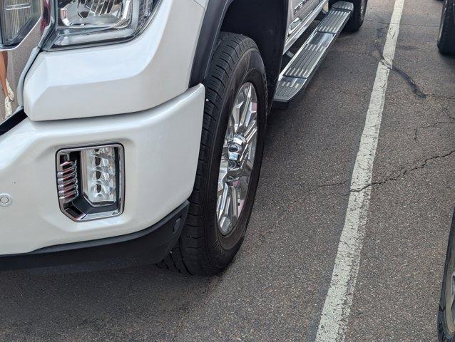Photo of 2020 White Frost Tricoat GMC Sierra 3500