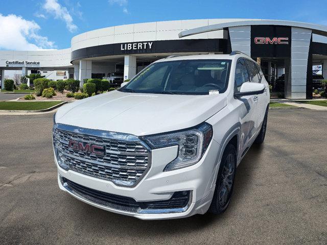 Photo of 2022 Summit White GMC Terrain