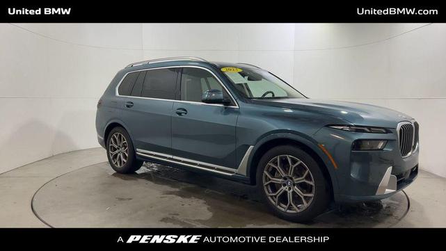 Photo of 2023 Blue Ridge Mountain Metallic BMW X7
