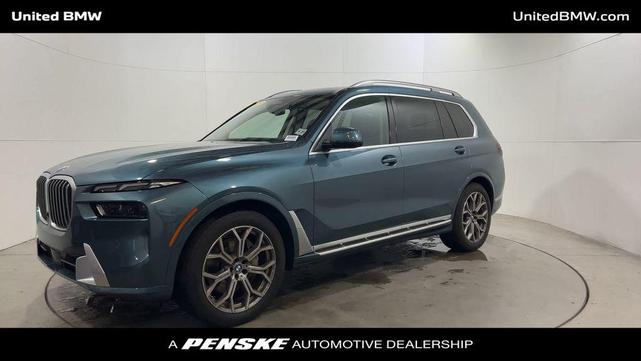 Photo of 2023 Blue Ridge Mountain Metallic BMW X7