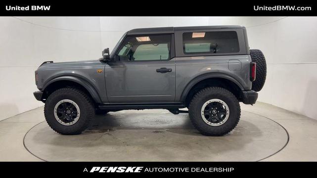 Photo of 2023 CARBONIZED GRAY METALLIC Ford Bronco