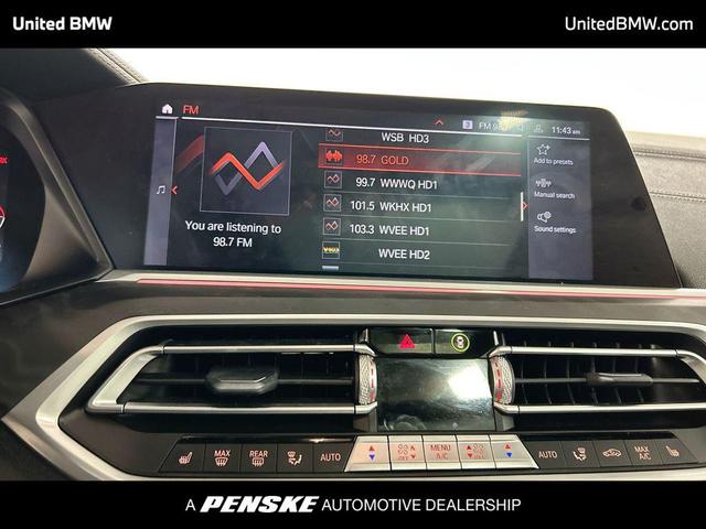 Photo of 2021 Alpine White BMW X7