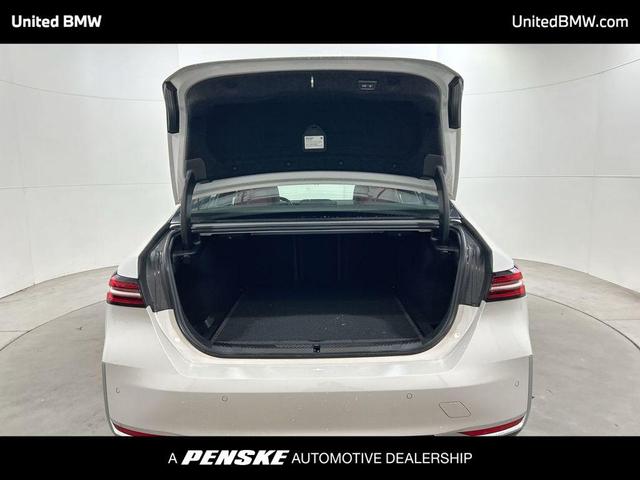 Photo of 2024 Mineral BMW 530