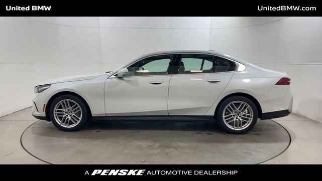 Photo of 2024 Mineral BMW 530