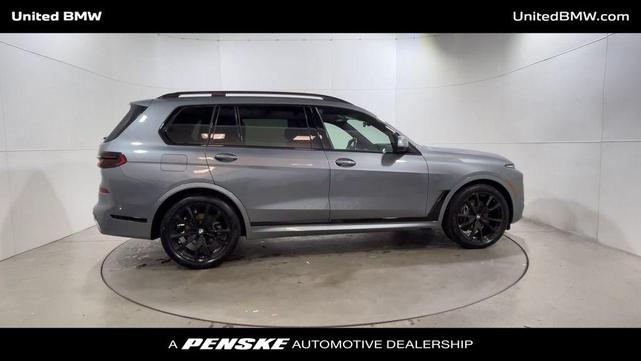 Photo of 2024 Grey BMW X7