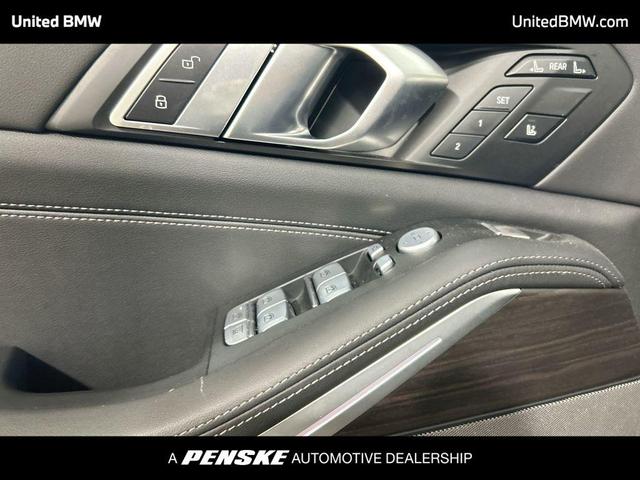 Photo of 2024 Grey BMW X7