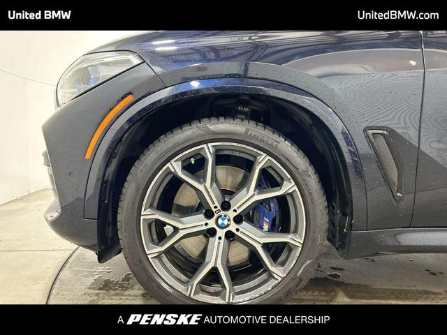 Photo of 2019 Carbon Black Metallic BMW X5