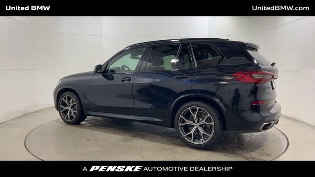 Photo of 2019 Carbon Black Metallic BMW X5