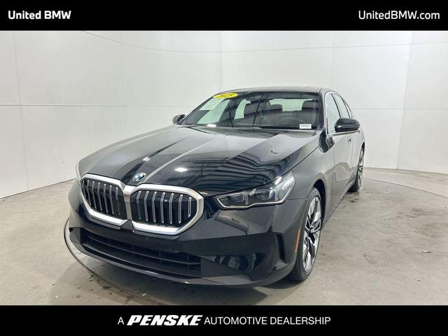 Photo of 2025 Black Sapphire BMW 530