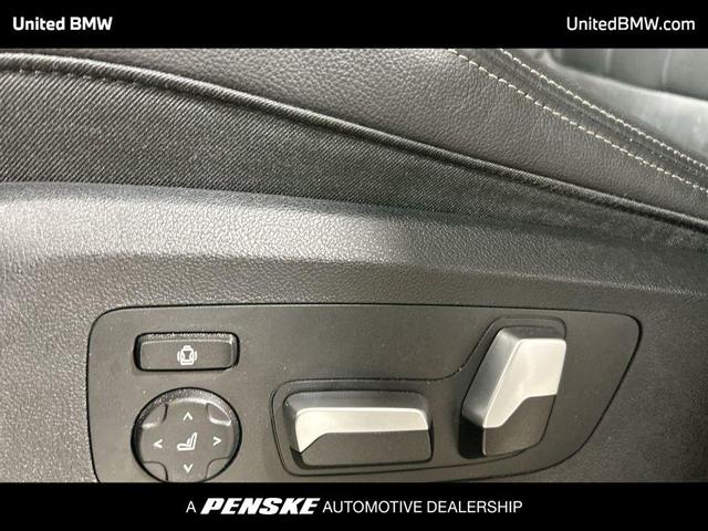 Photo of 2021 Manhattan Green Metallic BMW X6
