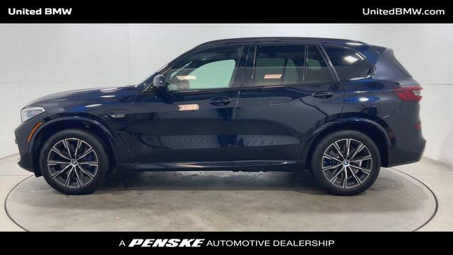 Photo of 2022 Carbon Black Metallic BMW X5 PHEV