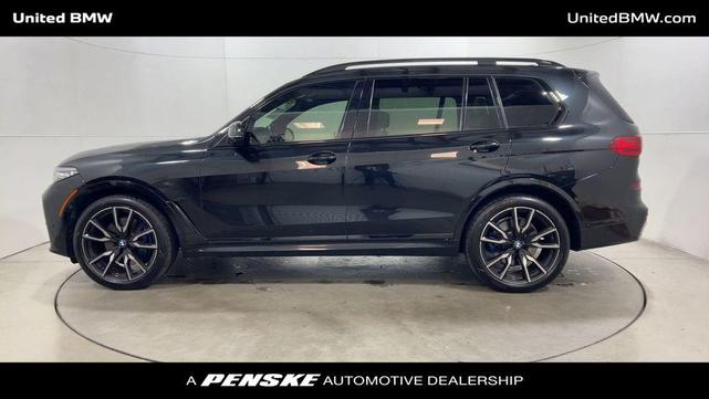 Photo of 2019 Black Sapphire Metallic BMW X7