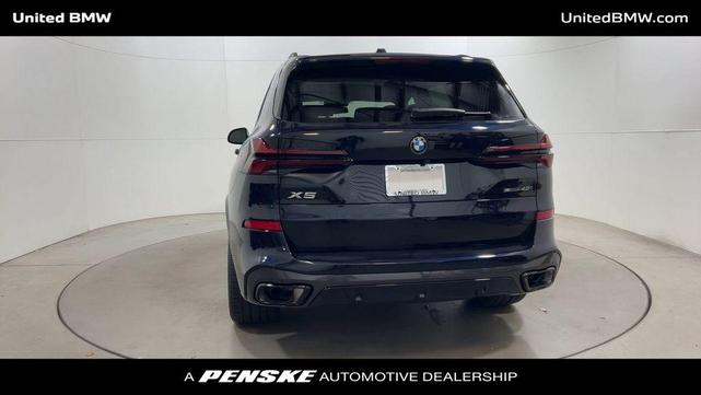Photo of 2026 Carbon Black Metallic BMW X5