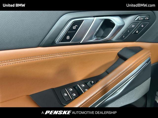 Photo of 2023 Black Sapphire Metallic BMW X6