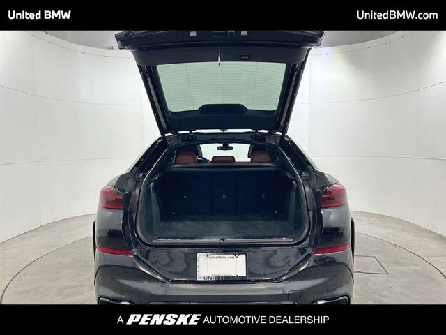 Photo of 2023 Black Sapphire Metallic BMW X6