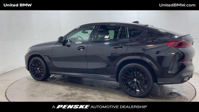 Photo of 2023 Black Sapphire Metallic BMW X6