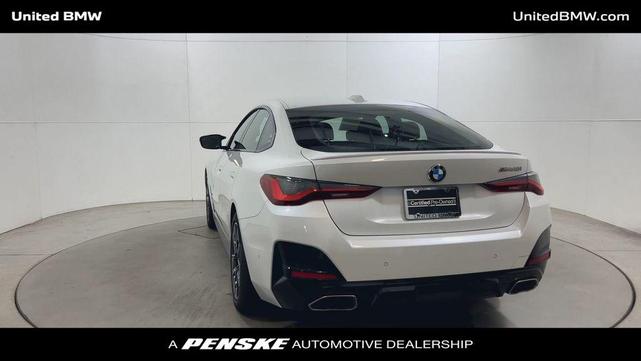 Photo of 2024 Mineral White Metallic BMW M440