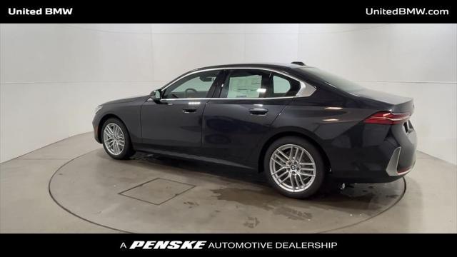 Photo of 2025 Dark Graphite Metallic BMW 530