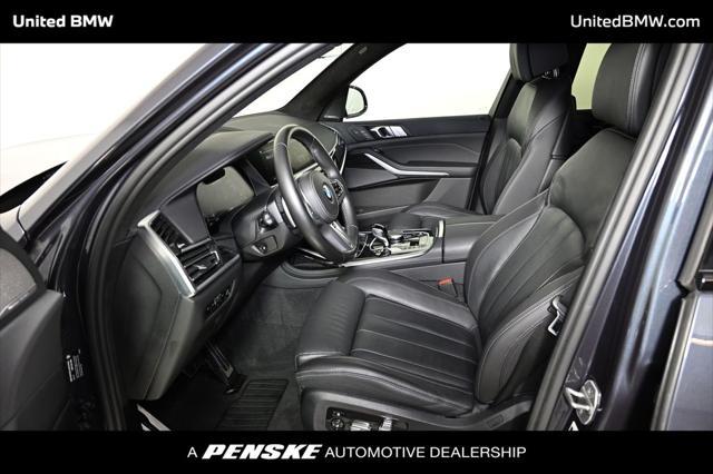 Photo of 2022 Arctic Grey Metallic BMW X7