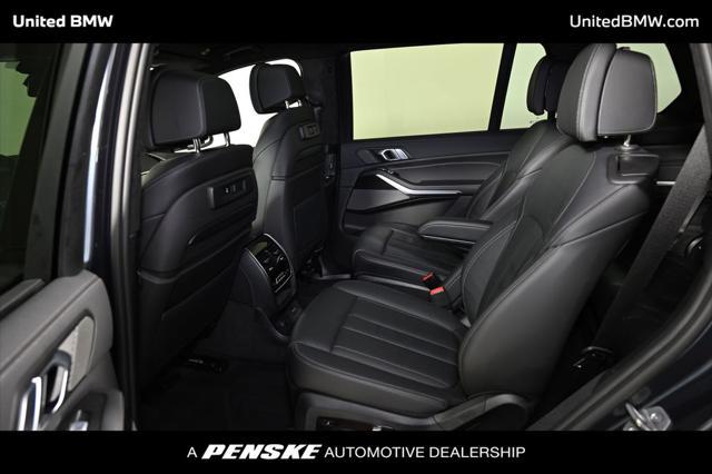 Photo of 2022 Arctic Grey Metallic BMW X7