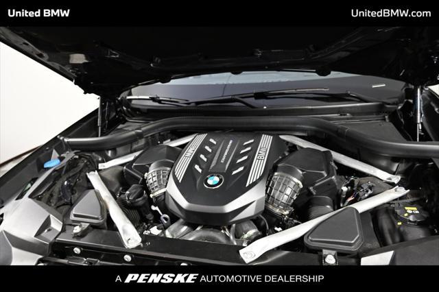 Photo of 2022 Arctic Grey Metallic BMW X7