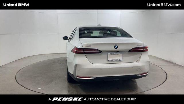 Photo of 2024 Mineral BMW 530
