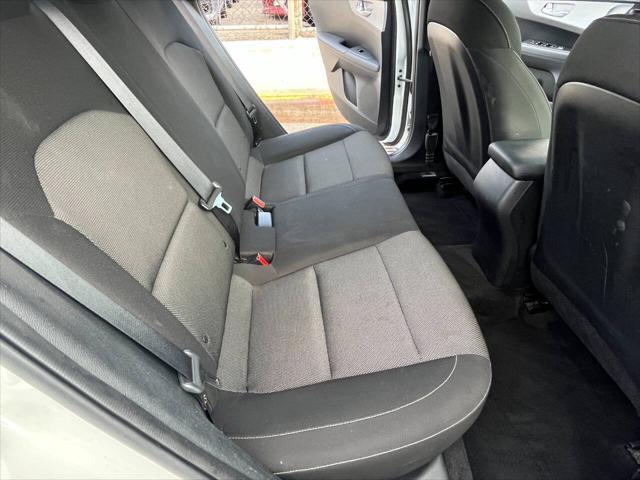 Photo of 2023 White Kia Forte