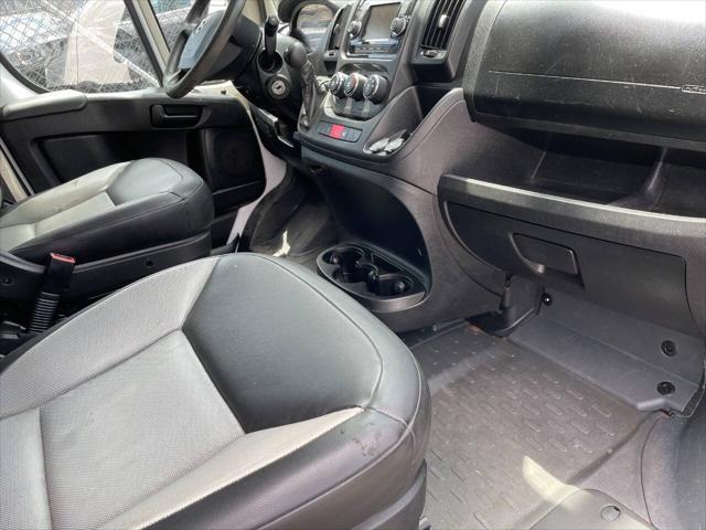 Photo of 2018 White RAM ProMaster 1500
