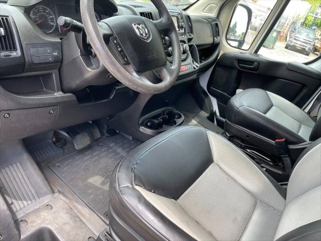 Photo of 2018 White RAM ProMaster 1500