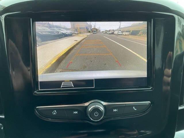 Photo of 2021 Silver Chevrolet Traverse