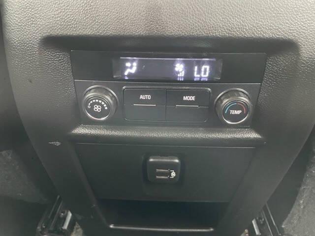 Photo of 2021 Silver Chevrolet Traverse