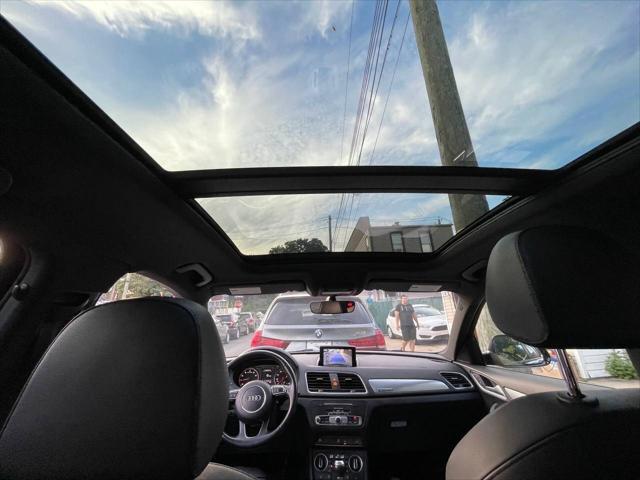 Photo of 2018 Black Audi Q3