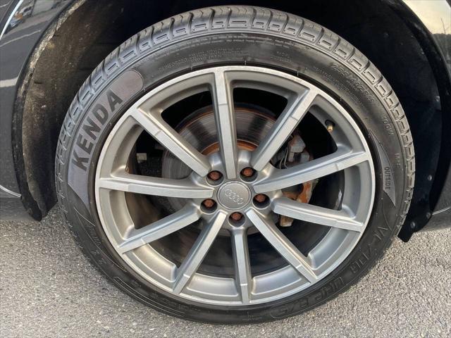 Photo of 2018 Black Audi Q3