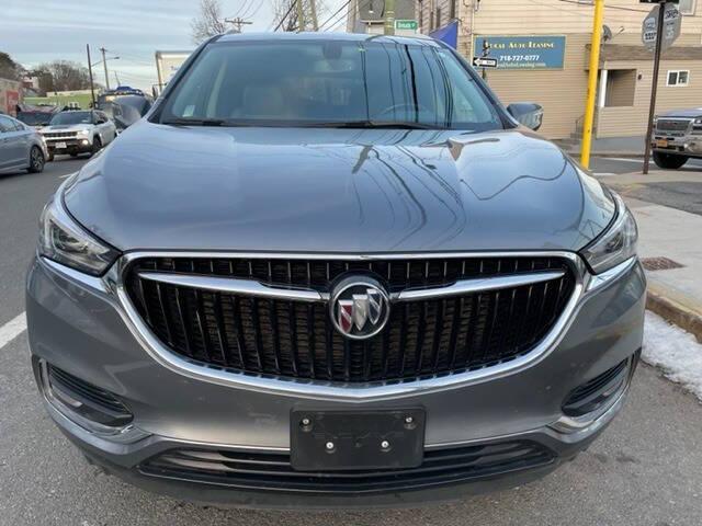 Photo of 2020 Gray Buick Enclave