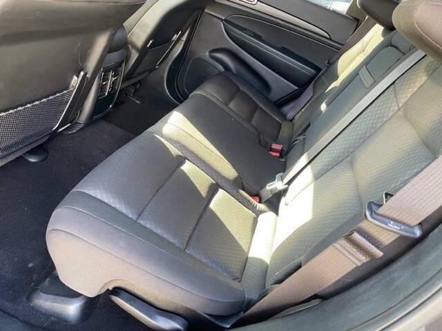 Photo of 2020 Gray Jeep Grand Cherokee