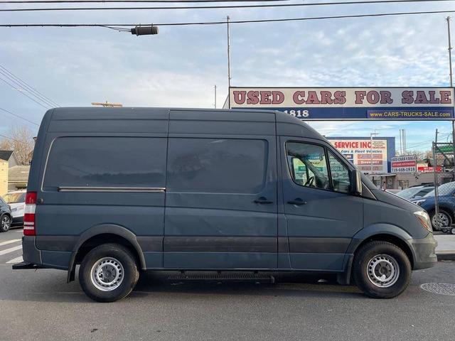 Photo of 2018 Gray Mercedes-Benz Sprinter 2500