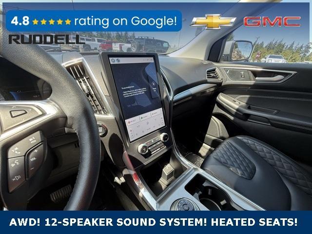 Photo of 2024 Silver Metallic Ford Edge
