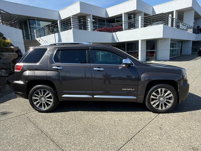 Photo of 2016 Iridium Metallic GMC Terrain