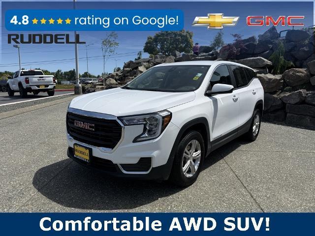Photo of 2024 Summit White GMC Terrain