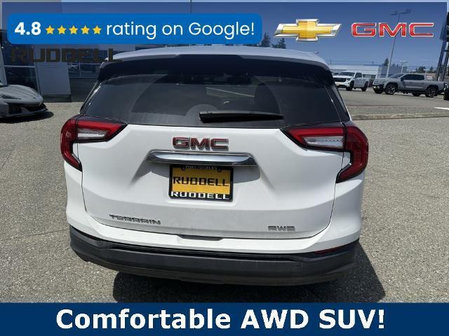Photo of 2024 Summit White GMC Terrain