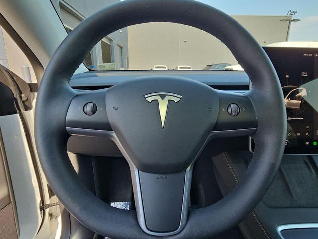 Photo of 2023  Tesla Model Y