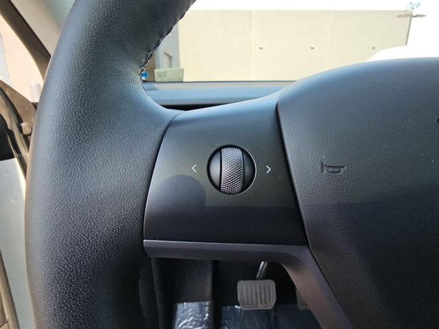 Photo of 2023  Tesla Model Y