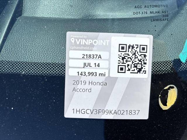 Photo of 2019 Crystal Black Pearl Honda Accord Hybrid