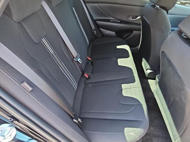 Photo of 2024 Black Hyundai ELANTRA
