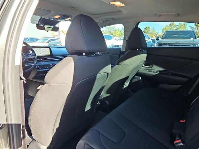 Photo of 2024 Amazon Gray Hyundai ELANTRA