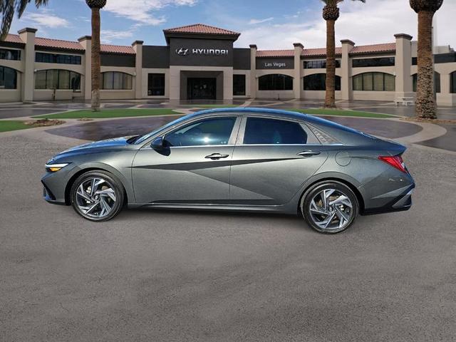 Photo of 2024 Amazon Gray Hyundai ELANTRA