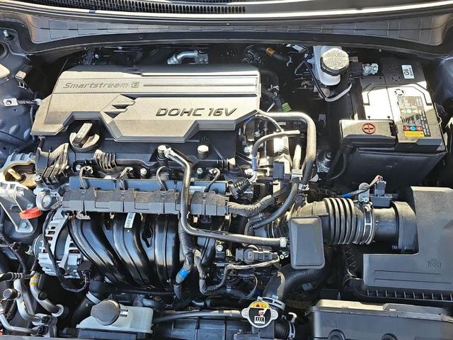 Photo of 2024 Amazon Gray Hyundai ELANTRA