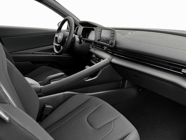 Photo of 2025 Metal Hyundai ELANTRA