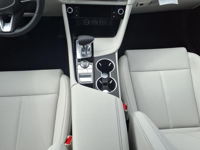 Photo of 2025 Savile Silver Genesis G70