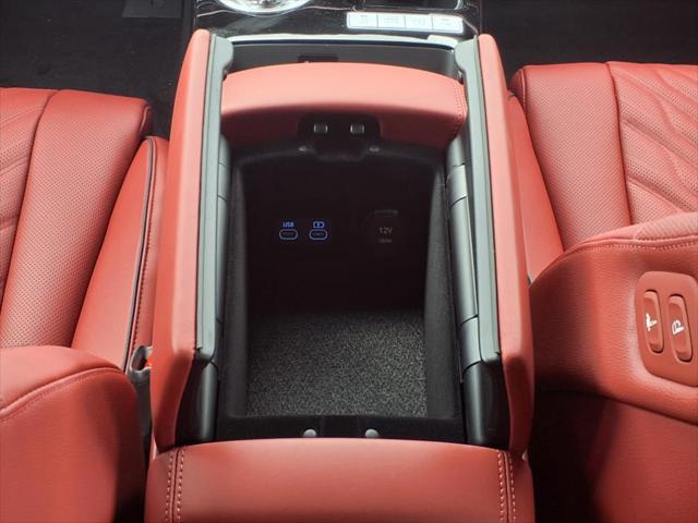 Photo of 2025 Uyuni White Genesis G80